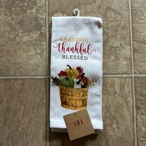 NWT Fall hand towel